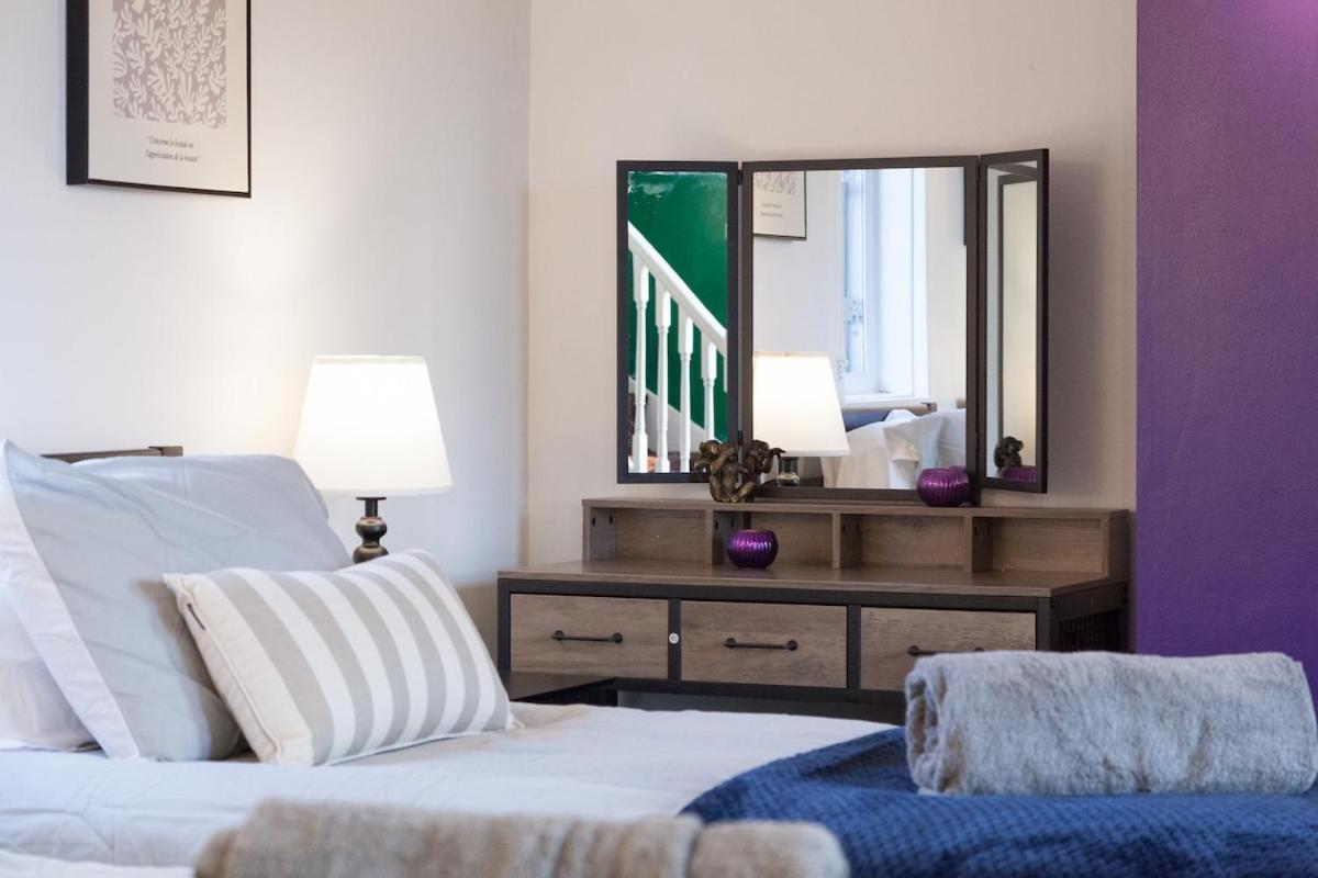 Victorian Elegance At Kingscliffe, Sleeps 17 Villa Manchester Exteriör bild