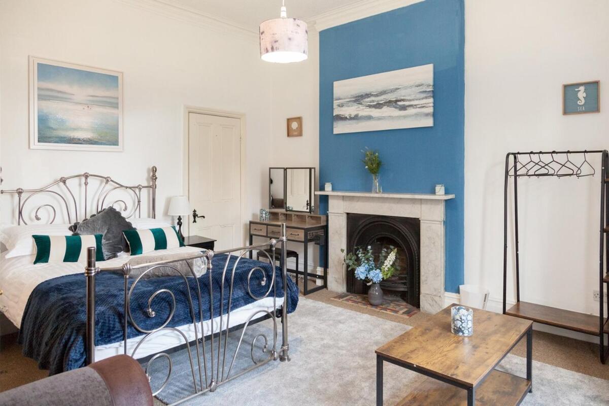 Victorian Elegance At Kingscliffe, Sleeps 17 Villa Manchester Exteriör bild