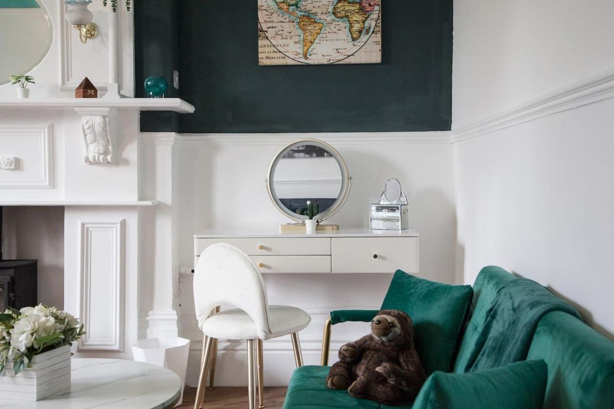 Victorian Elegance At Kingscliffe, Sleeps 17 Villa Manchester Exteriör bild