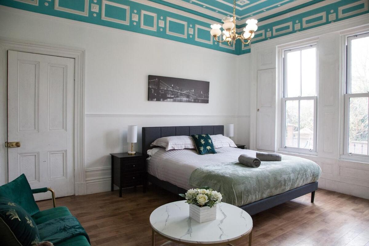 Victorian Elegance At Kingscliffe, Sleeps 17 Villa Manchester Exteriör bild