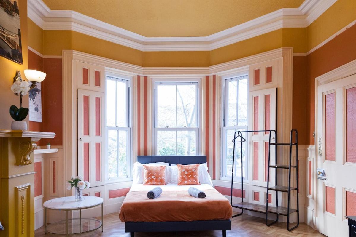 Victorian Elegance At Kingscliffe, Sleeps 17 Villa Manchester Exteriör bild
